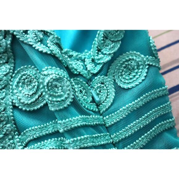 T&W Designs Blue and Green Embroidered Floral Mini Dress Short Cocktail Small - Picture 9 of 10